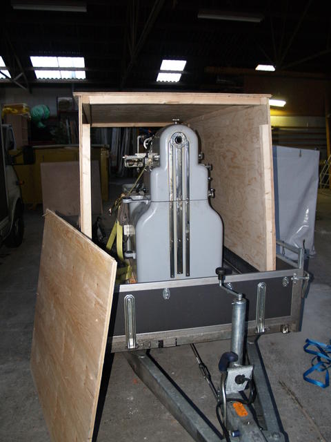 10ee in shelter on trailer